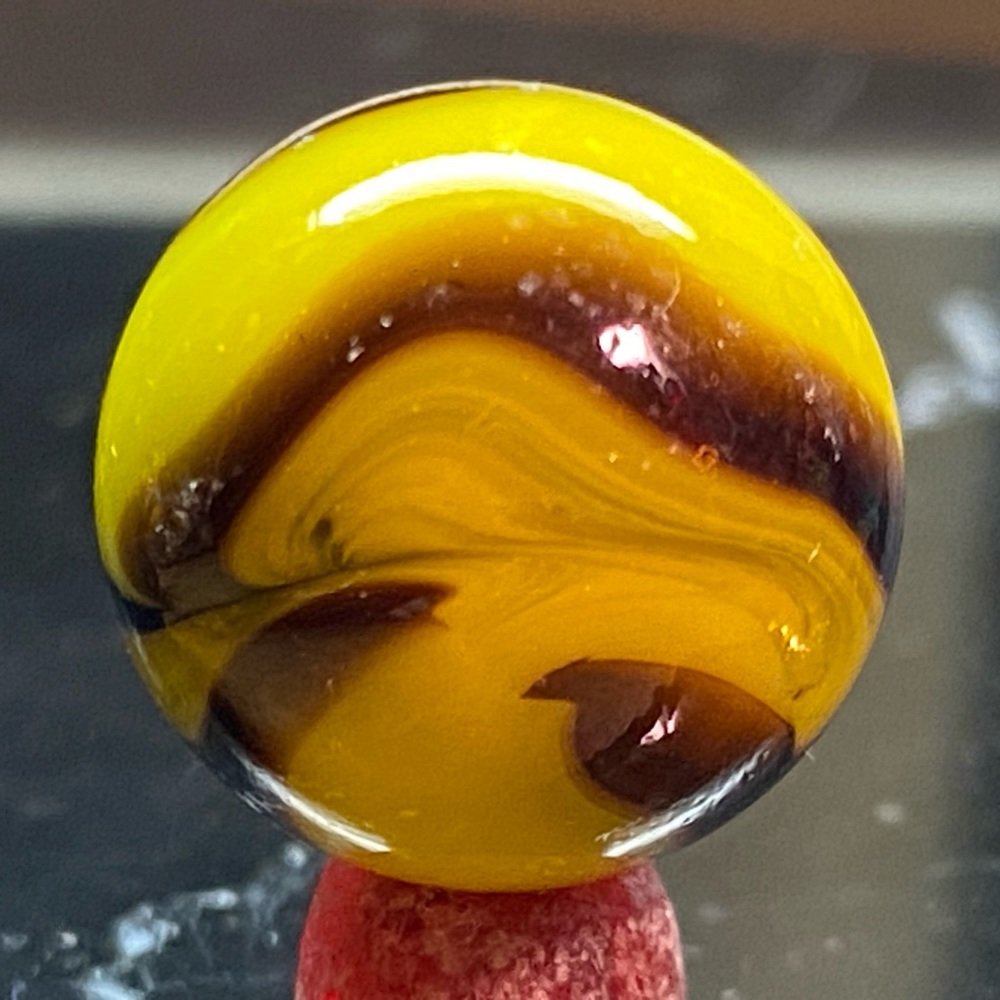 One Traditional Vacor Bee Cool Bumblebee 5/8 Inch Glass Marble - Picture 11 of 11